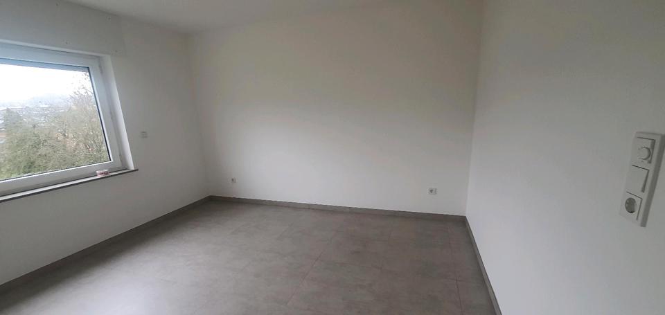 Erdgeschoßwohnung Wiehl - 3 Zimmer, 60 m&sup2;, 800&euro; | Angebot:26035736