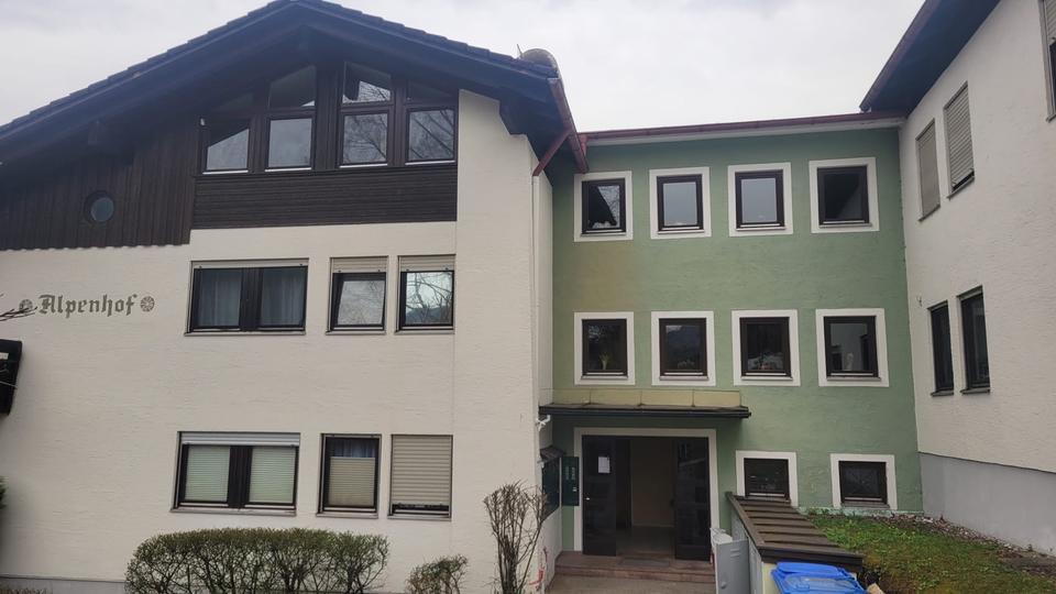Etagenwohnung Bischofswiesen - 3 Zimmer, 64 m&sup2;, 965&euro; | Angebot:26267711