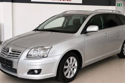 Toyota Avensis 82.399 km 7.499 &euro; Roßdorf 64380