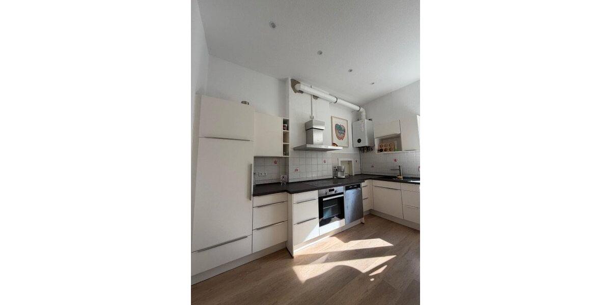 Etagenwohnung Wilhelmshaven - 5 Zimmer, 145 m&sup2;, 1.200&euro; | Angebot:26382279