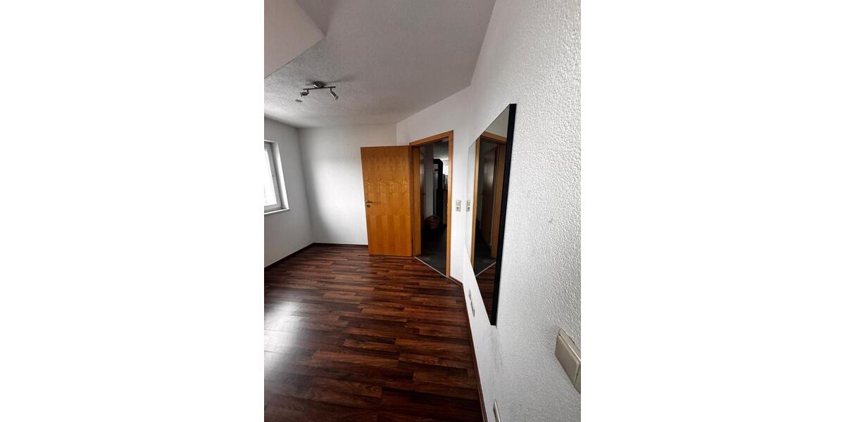 Etagenwohnung Wemding - 3 Zimmer, 100 m&sup2;, 900&euro; | Angebot:26489928