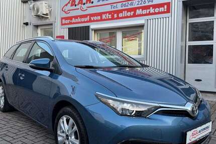 Toyota Auris 64.000 km 12.990 &euro; Worms 67547