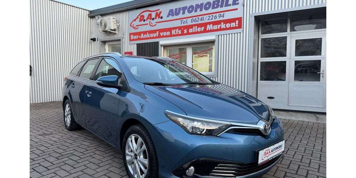Toyota Auris 64.000 km 12.990 &euro; Worms 67547
