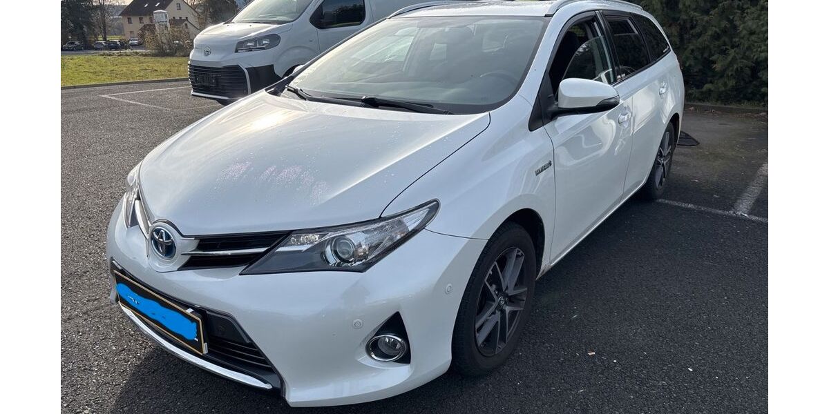 Toyota Auris 265.000 km 8.200 &euro; München 81243
