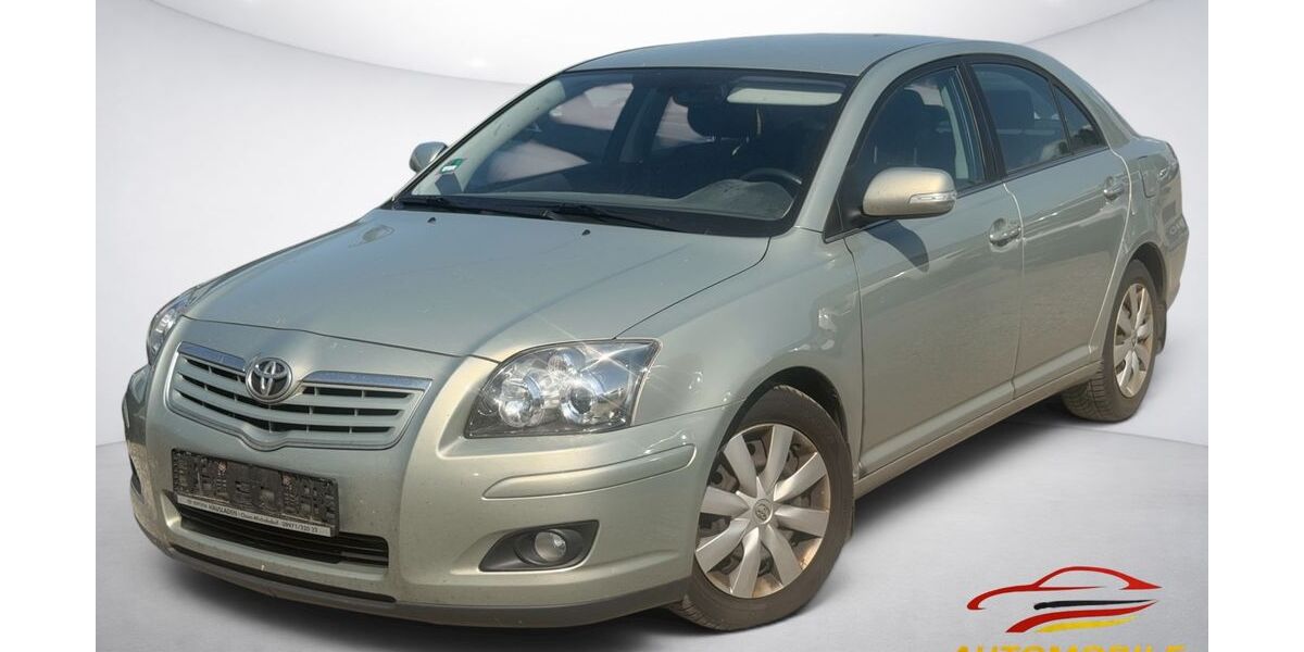Toyota Avensis 212.227 km 2.990 &euro; München 81825