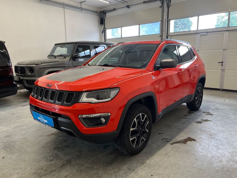 Jeep Compass 112.000 km 17.999 € Landau a.d.Isar 94405