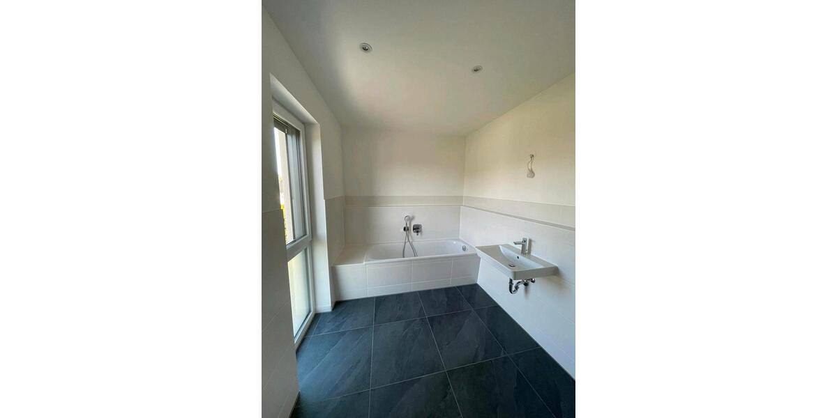 Reihenhaus Aindling - 5 Zimmer, 155 m&sup2;, 2.300&euro; | Angebot:26395365