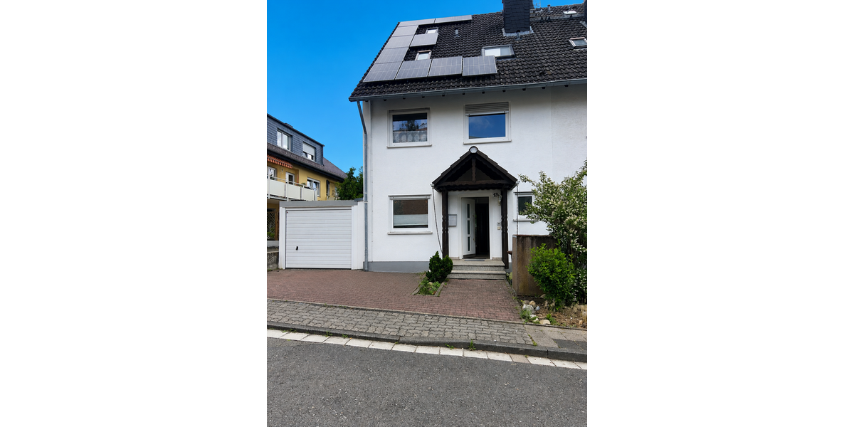 Einfamilienhaus Hofheim - 5 Zimmer, 178 m&sup2;, 2.720&euro; | Angebot:26857289