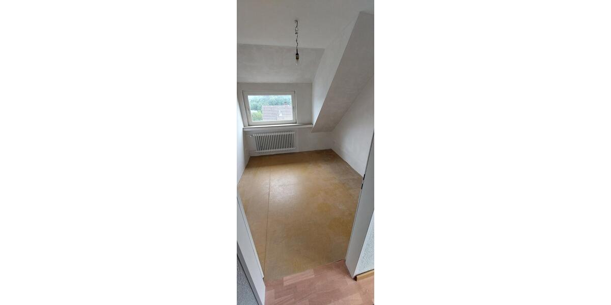 Doppelhaushälfte Remscheid Lüttringhausen - 6 Zimmer, 140 m&sup2;, 385.000&euro; | Angebot:24611107