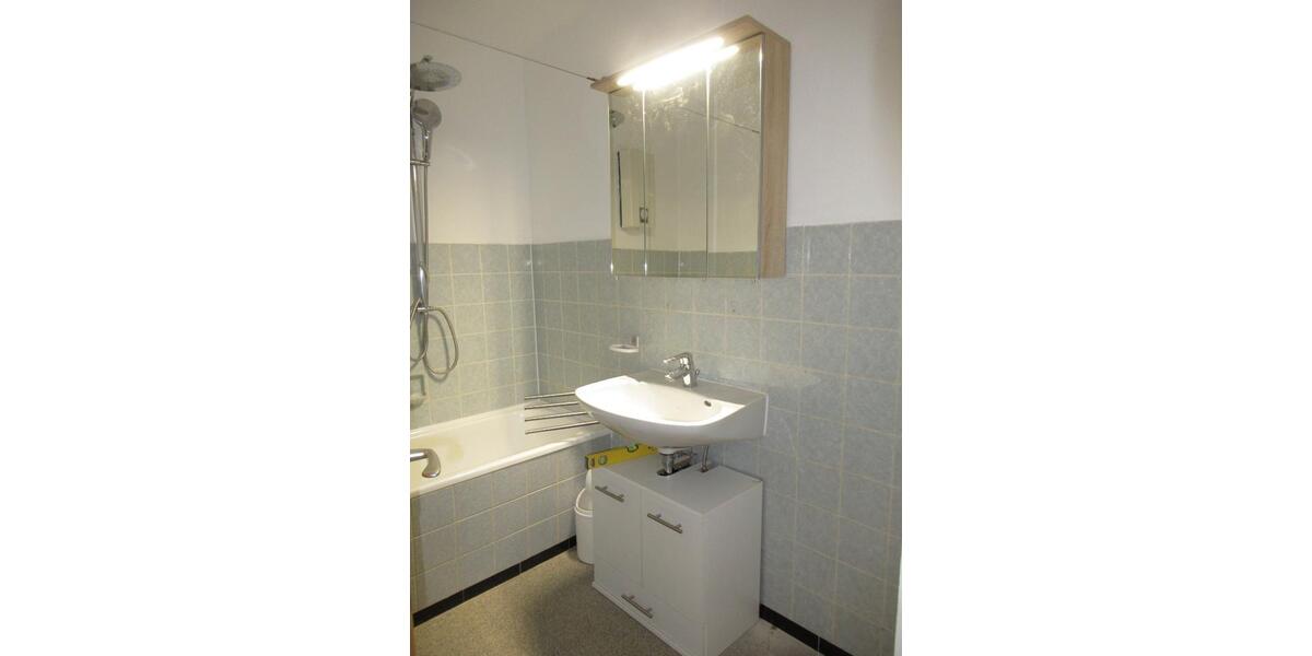 Dachgeschoßwohnung Mönchengladbach West - 3 Zimmer, 57 m&sup2;, 520&euro; | Angebot:26008394