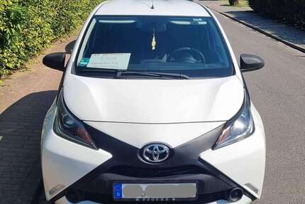 Toyota Aygo 33.580 km 8.300 &euro; Glückstadt, Stadt 25348