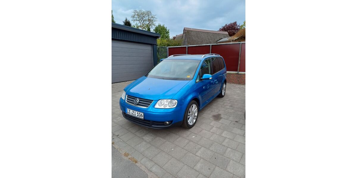 VW Touran 223.757 km 4.000 &euro; Heiligenstedten 25524
