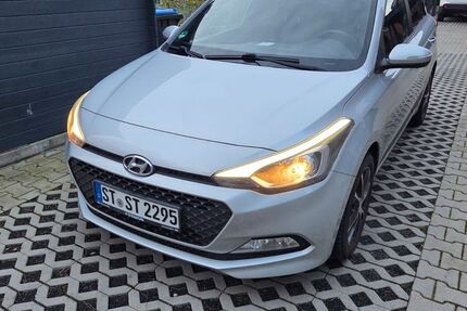 Hyundai i20 97.000 km 7.950 &euro; Neuenkirchen 48485
