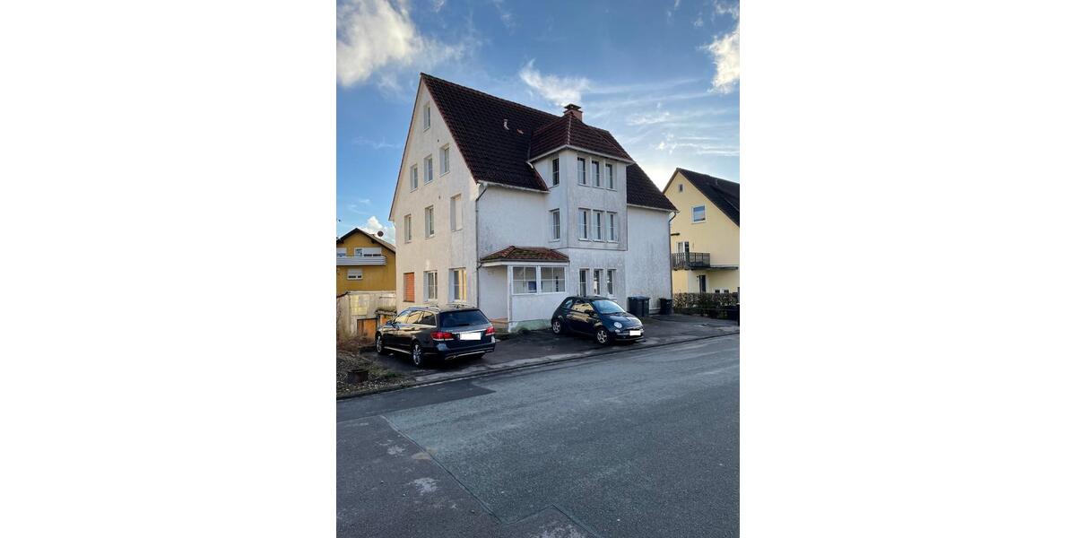 Mehrfamilienhaus in Bad Meinberg für Handwerker zimmer