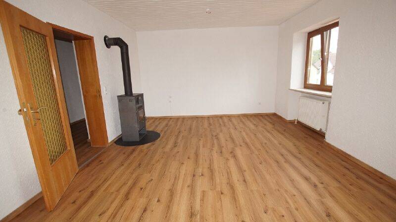 Etagenwohnung Straubing Frauenbrünnl - 3 Zimmer, 90 m&sup2;, 650&euro; | Angebot:26904240