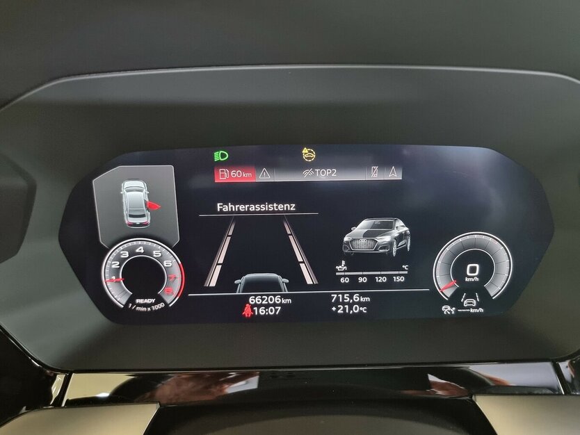 Audi A3 30TFSI limo Navi Leder Digital VIC Kamera LED 66.400 km 21.900 € Garrel 49681