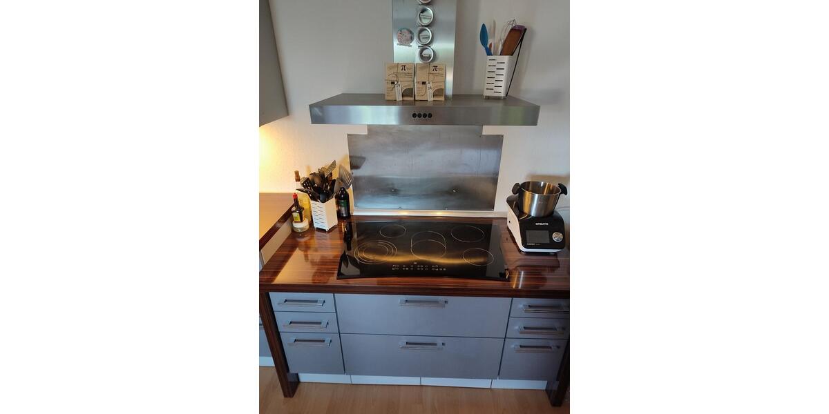 Dachgeschoßwohnung Burgau - 2 Zimmer, 88 m&sup2;, 990&euro; | Angebot:25456464