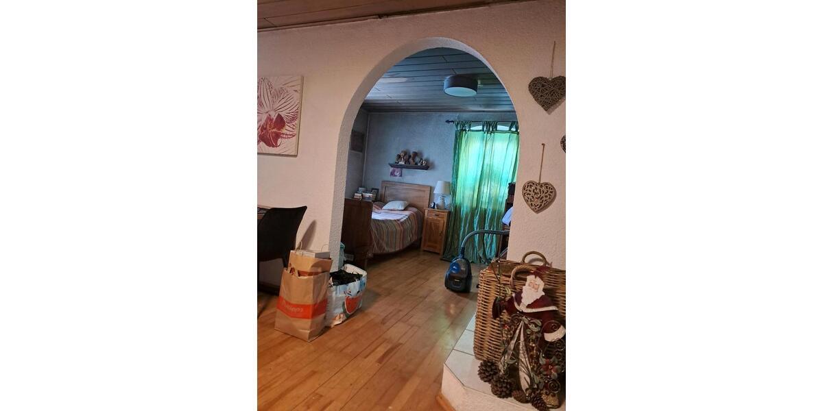 Mehrfamilienhaus, Wohnhaus Schirnding - 9 Zimmer, 200 m&sup2;, 69.000&euro; | Angebot:26234147