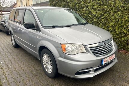 Lancia Voyager