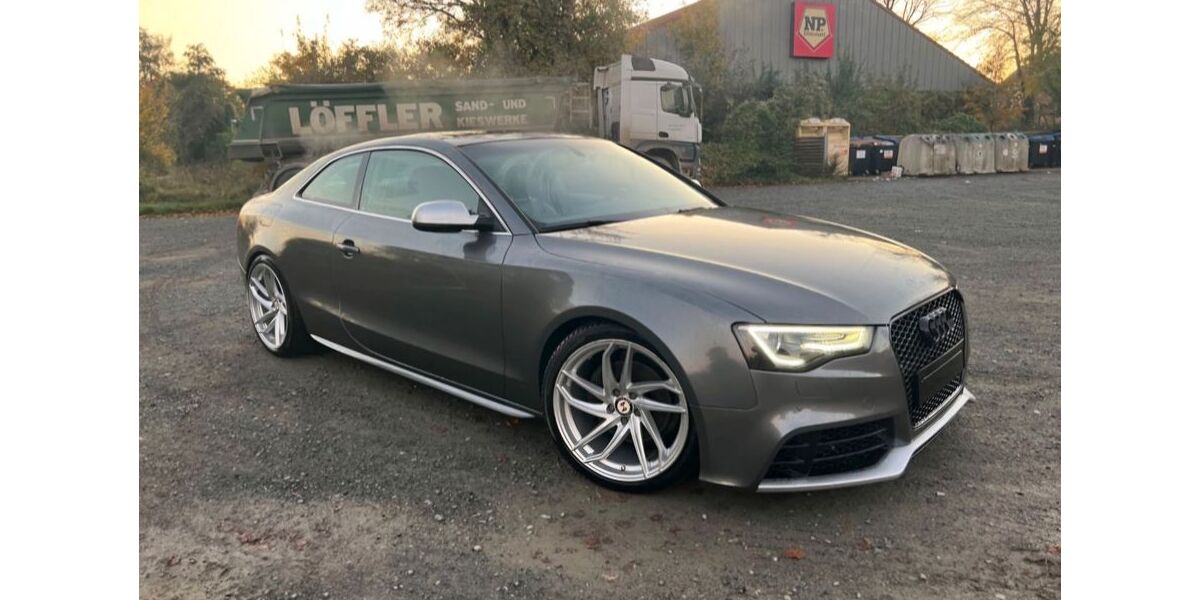 Audi A5 169.000 km 15.900 &euro; Salzgitter 38229