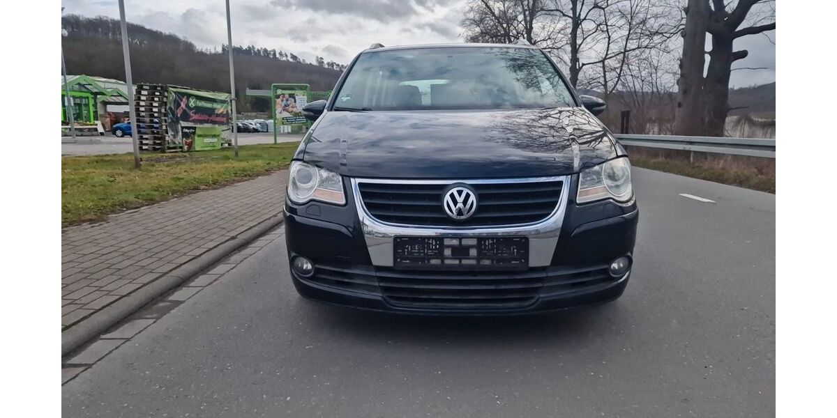 VW Touran 244.000 km 1.799 &euro; Arnsberg 59759