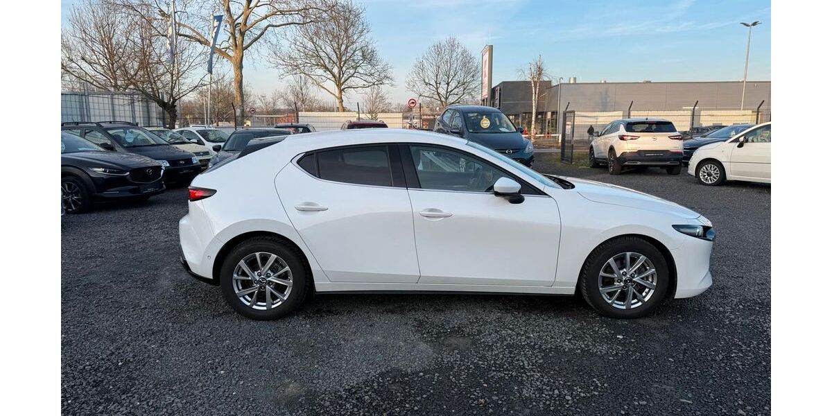 Mazda 3 46.000 km 17.900 &euro; Lollar 35457