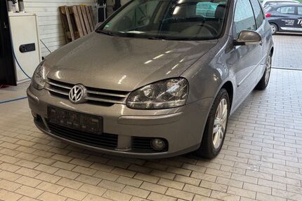 VW Golf 179.800 km 2.490 &euro; Isselburg 46419