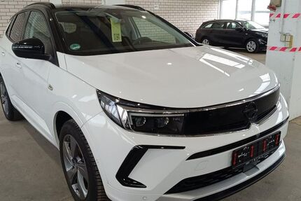 Opel Grandland (X) 15.888 km 20.450 &euro; Ebsdorfergrund 35085