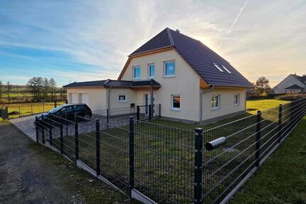 Einfamilienhaus mit 8000m2 Grundstück Haus 6 zimmer