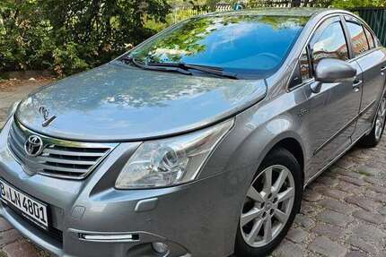 Toyota Avensis 178.000 km 7.490 &euro; Berlin 13353