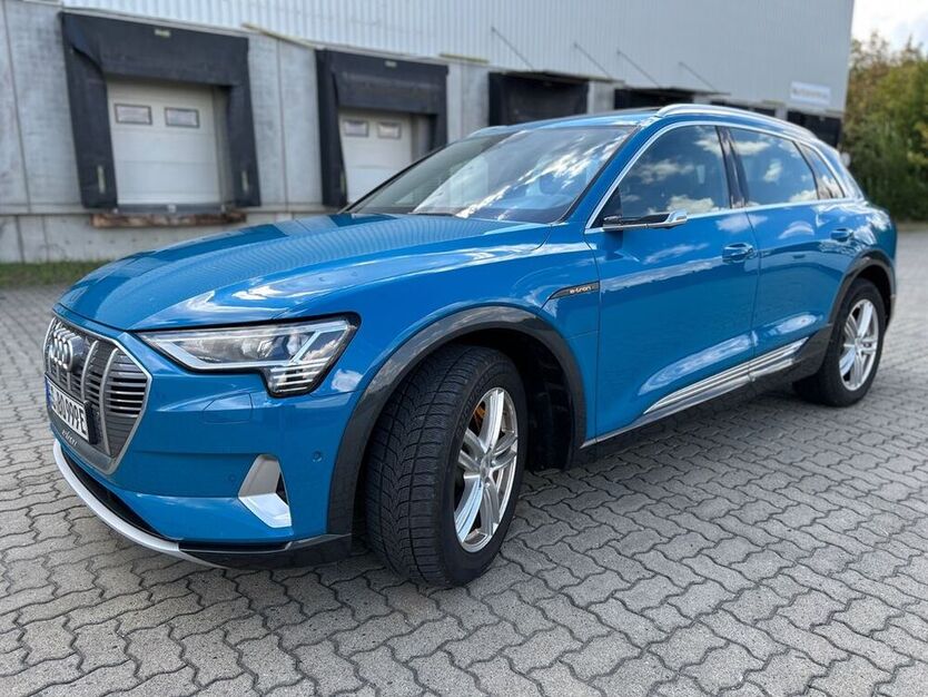 Q8 e-tron