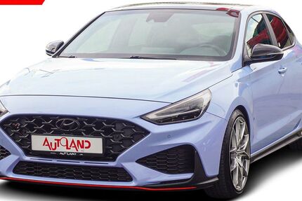 Hyundai i30 56.717 km 31.950 &euro; Berlin 12683