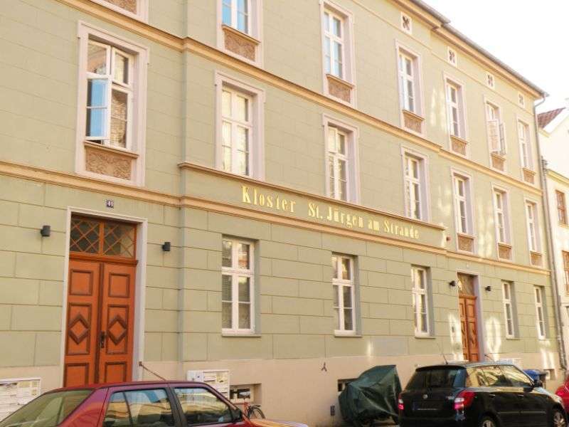 Wohnung zum Mieten in Stralsund 324 € 28.24 m²