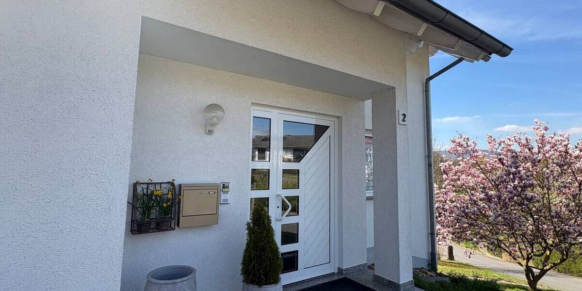 Einfamilienhaus Berkatal Hitzerode - 6 Zimmer, 165 m&sup2;, 1.000&euro; | Angebot:26258585