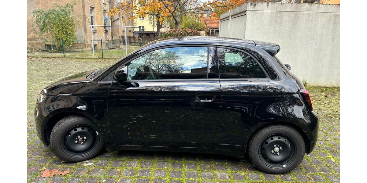 Fiat 500e 20.000 km 16.990 &euro; Ochtrup 48607