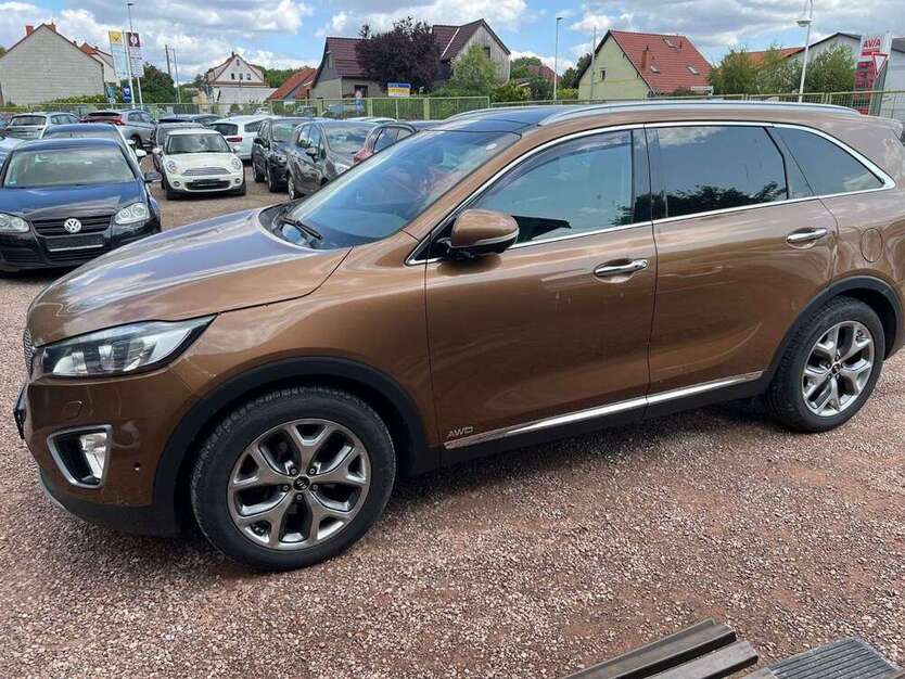 Kia Sorento 141.000 km 17.890 € Neunkirchen 57290