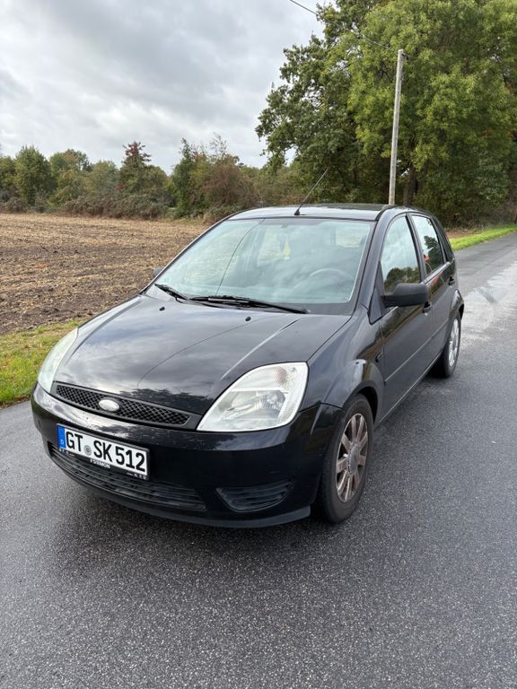 Ford Fiesta 145.800 km 1.700 € Versmold 33775