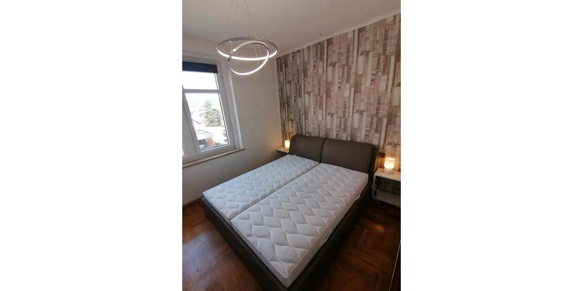 Mehrfamilienhaus, Wohnhaus Ellefeld - 19 Zimmer, 300 m&sup2;, 117.500&euro; | Angebot:26802707