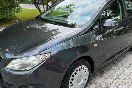 Seat Ibiza 153.000 km 1.750 &euro; München 81829
