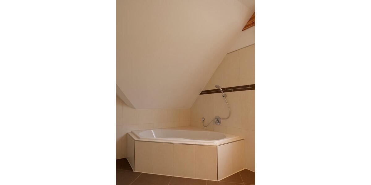 Einfamilienhaus Waldbröl - 5 Zimmer, 196 m&sup2;, 475.000&euro; | Angebot:27416410