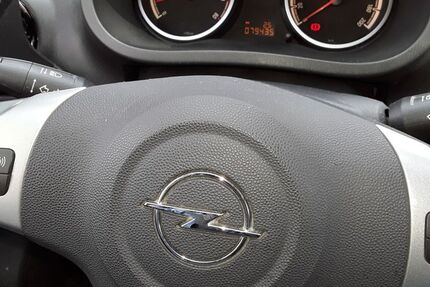 Opel Corsa 79.500 km 4.200 &euro; Weilheim 82362