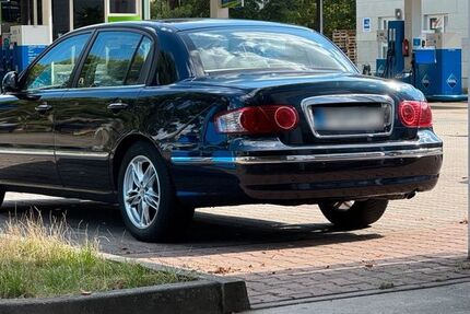 Kia Opirus 208.000 km 1.800 &euro; Berlin 13347