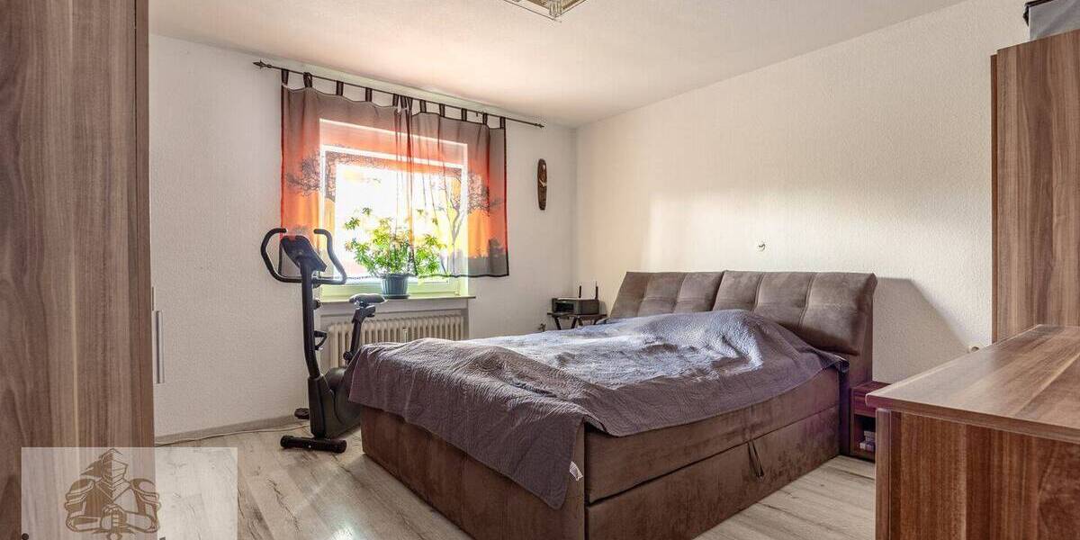 Etagenwohnung Bad Wimpfen - 4 Zimmer, 98 m&sup2;, 290.000&euro; | Angebot:26556492