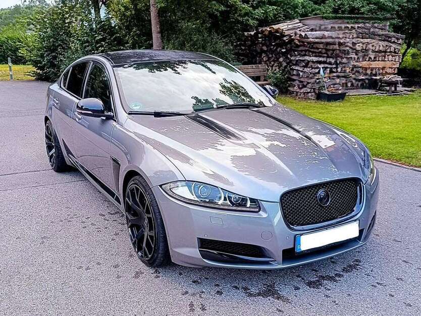 XF
