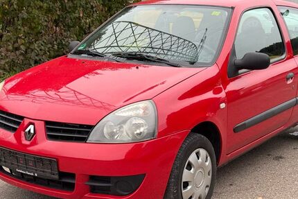 Renault Clio 175.000 km 1.100 € Strassberg 72479