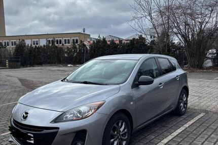 Mazda 3 148.648 km 5.300 &euro; Berlin 12107