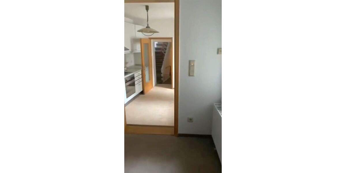 Einfamilienhaus Sankt Ingbert St. Ingbert - 6 Zimmer, 145 m&sup2;, 129.000&euro; | Angebot:26879397
