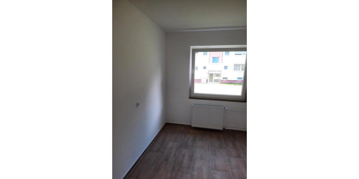 Hochparterre Hameln Kernstadt - 3 Zimmer, 70 m&sup2;, 108.000&euro; | Angebot:27004775
