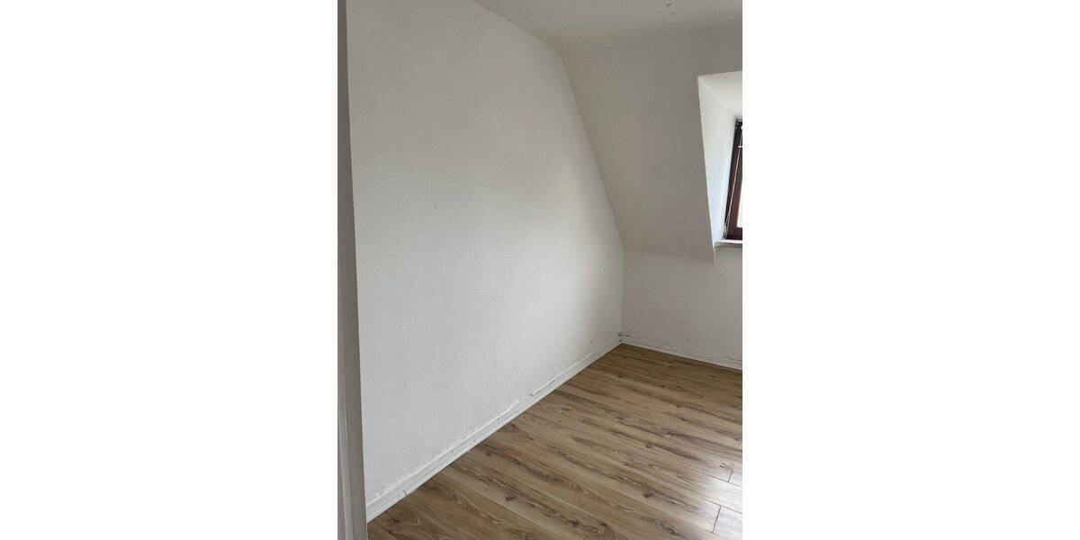 Etagenwohnung Hameln Innenstadt - 2 Zimmer, 65 m&sup2;, 585&euro; | Angebot:26803462