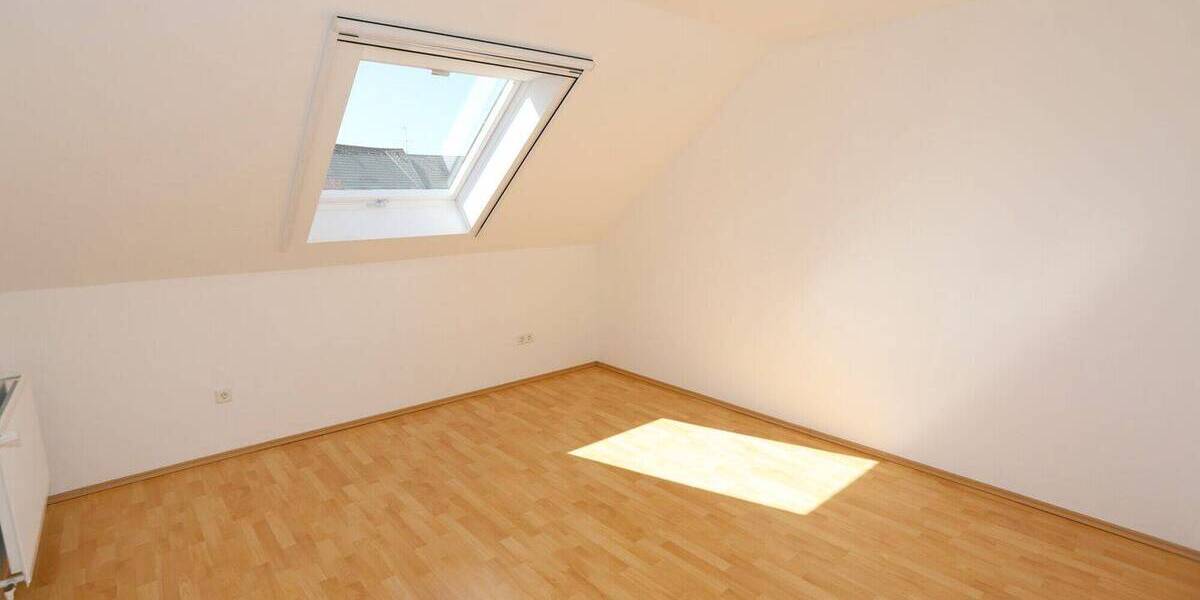 Etagenwohnung Gifhorn - 3 Zimmer, 95 m&sup2;, 199.000&euro; | Angebot:25662746